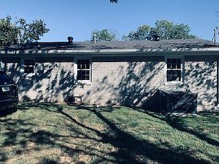 4th image of 110 N Electra St
