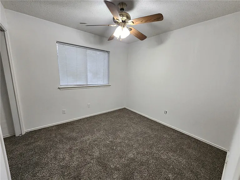 7833 Impala Dr — Photo 8