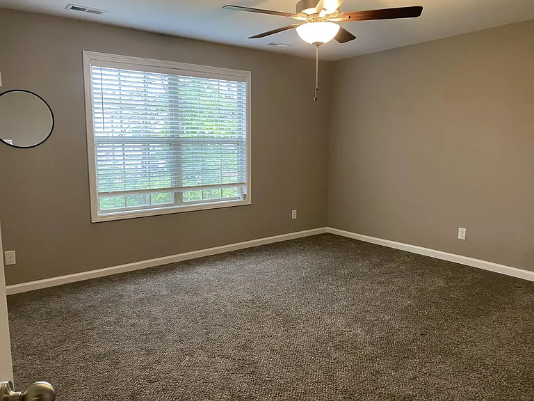 135 Country Ln — Photo 20