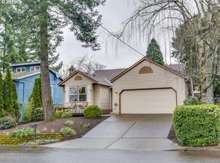 9040 SW 52nd Ave, Portland, OR 97219