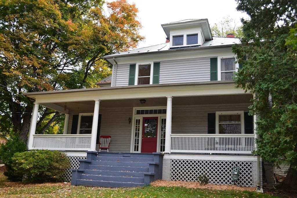 1739 Englewood Dr, Staunton, VA 24401 Zillow
