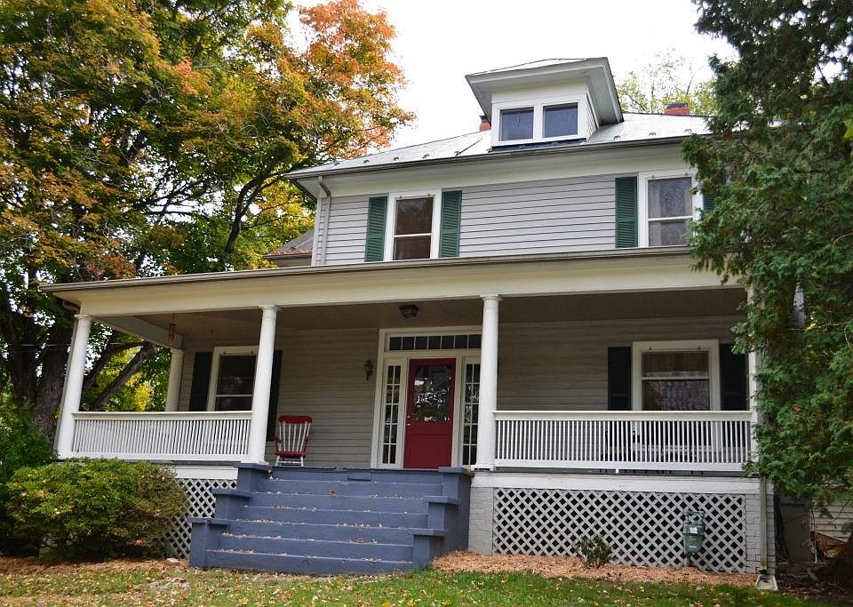 What a majestic home