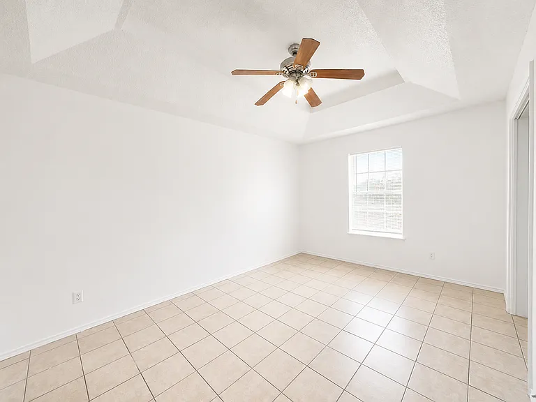 4108 N 24th Ln #10 — Photo 5