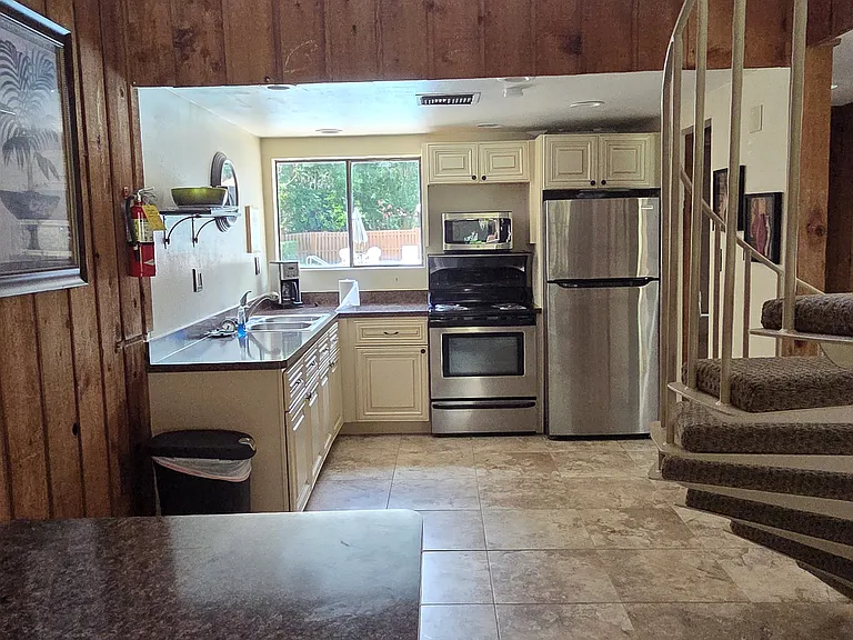 1070A E Michigan St #1070-A — Photo 2