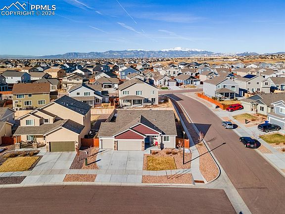 5th image of 9403 Fairway Glen Dr