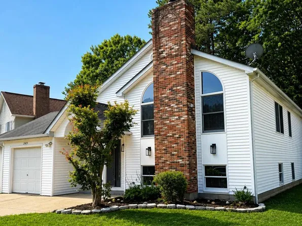20859 Sandstone St, Lexington Park, MD 20653