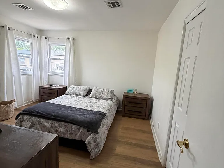 284 Fairbanks Ave — Photo 12