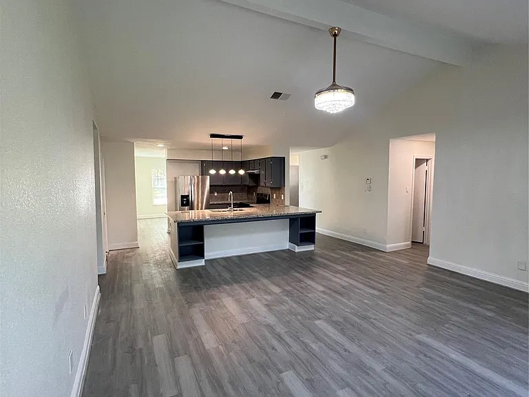19739 Moonhollow Dr — Photo 7