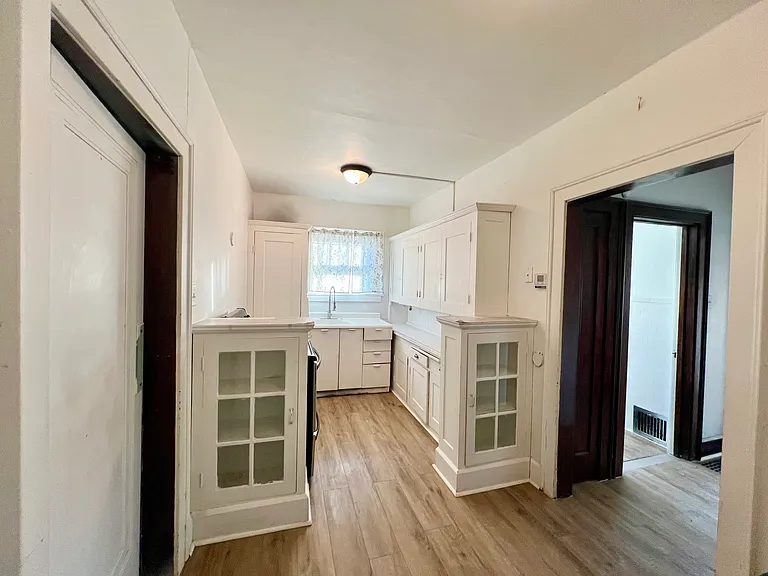 329 Reserve Ave #329.5 — Photo 3