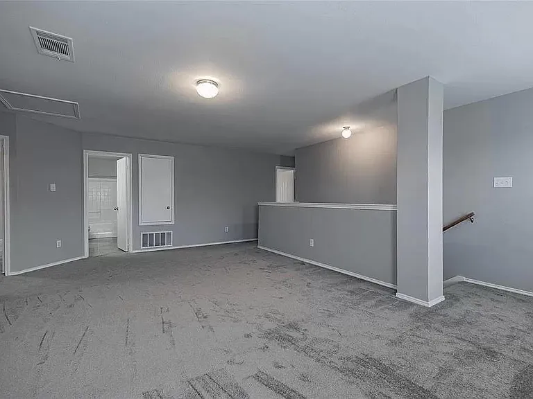 1208 Angelina Dr — Photo 14