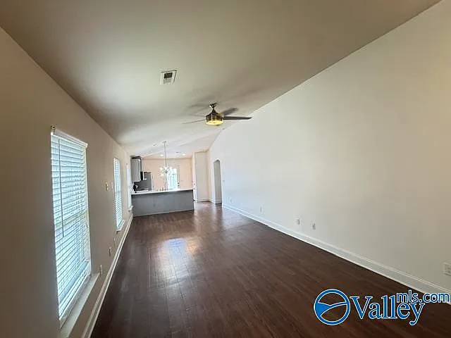 4 bed, 2.0 bath, 1663 sqft, $1,750 — Photo 4