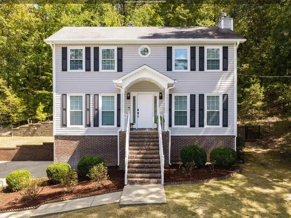 137 S Run Cir, Birmingham, AL 35244