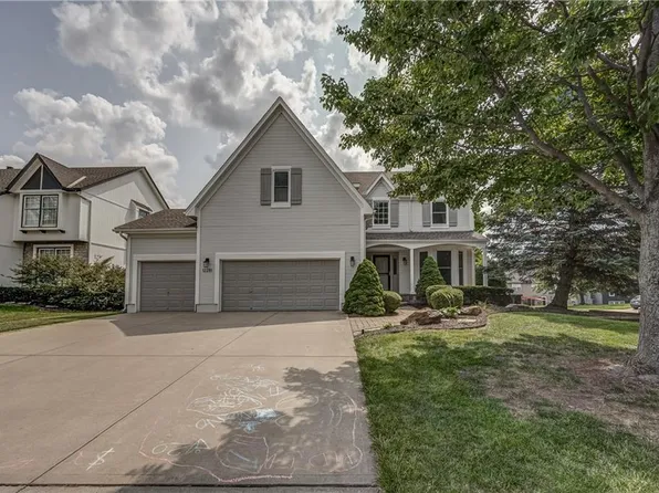 12281 S Rene St, Olathe, KS 66062