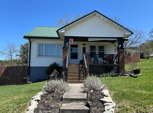 146 Martin Rd, Max Meadows, VA 24360