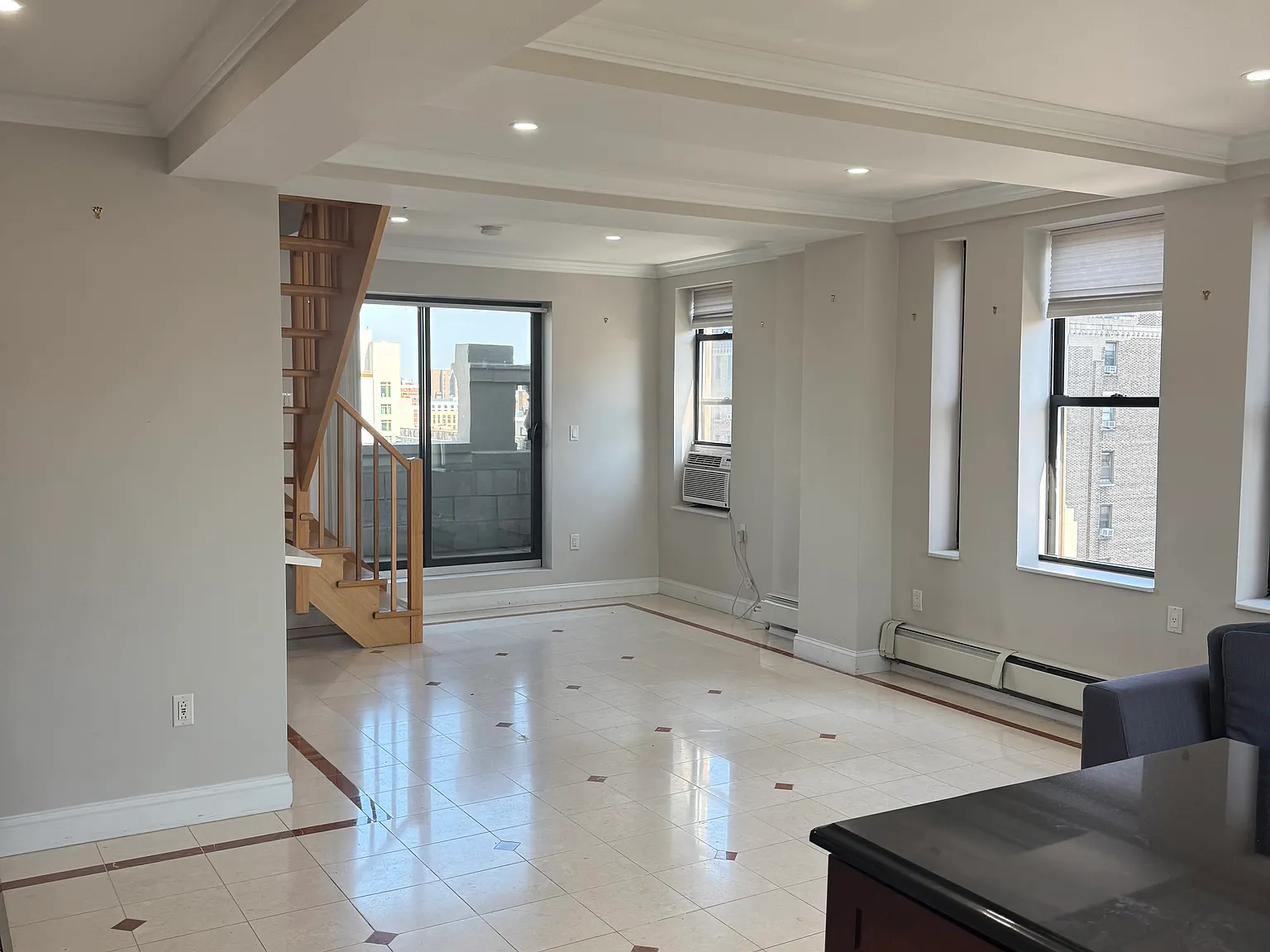 250 W 100th St — Photo 2