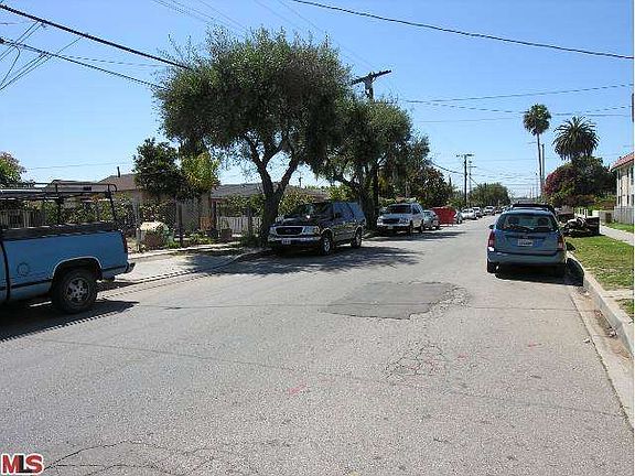 4th image of 1542 W 224th St