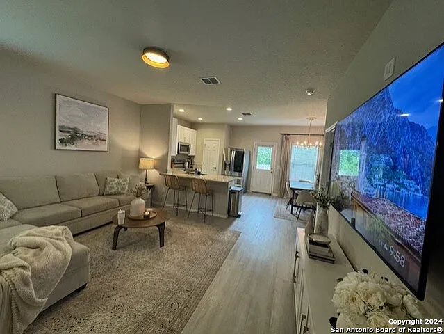 10419 Buescher Ln — Photo 13