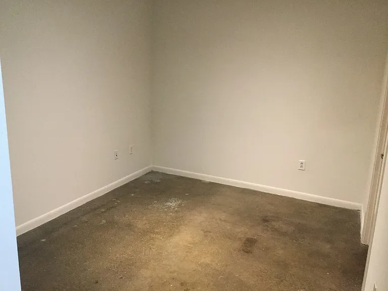 1011 W Marshall St #119 — Photo 13