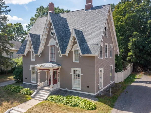 35 High Street, Old Town, ME 04468