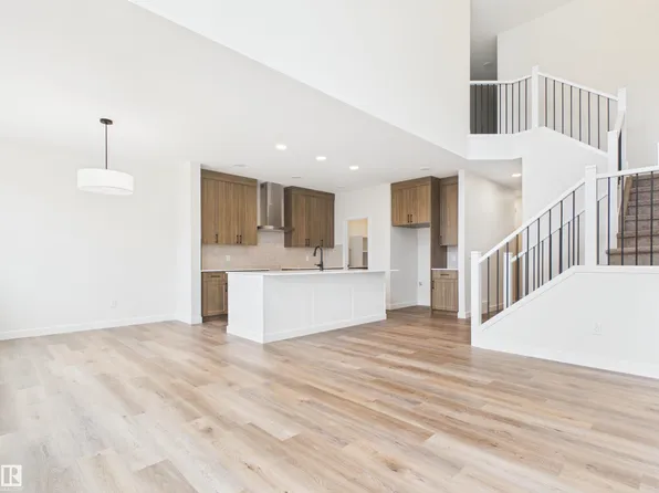 149 Ficus Way, Fort Saskatchewan, AB T8L 0Z6