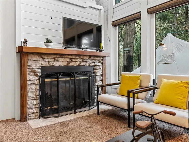 2371 Spring Oak Dr — Photo 22