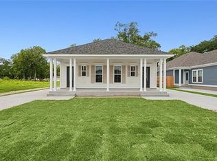 526 Main St #B, Belle Chasse, LA 70037