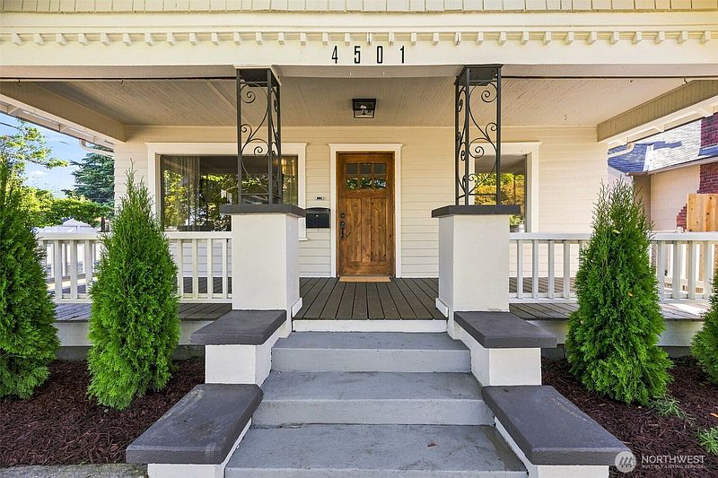 3rd image of 4501 Pacific Avenue