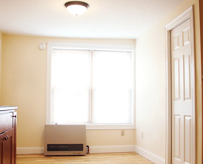155 Maple St — Photo 1