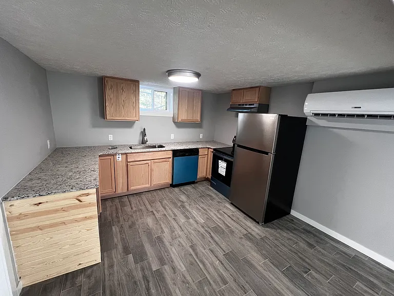 720 Lincoln Ave #2 — Photo 6