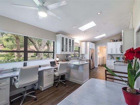 5th image of 7284 Oak Moss Dr #73