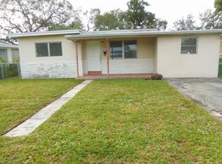 200 SW 67th Ave, Pembroke Pines, FL 33023