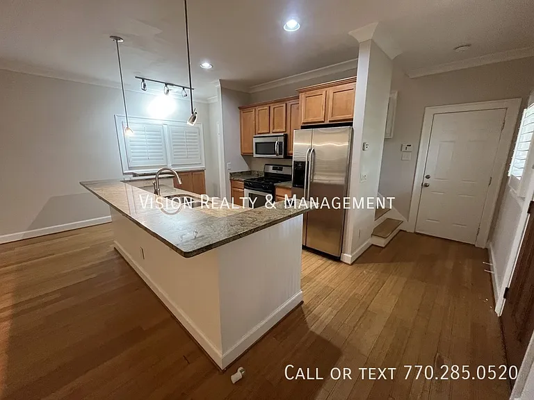 977 Cummings St SE — Photo 15