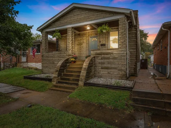4069 Burgen Ave, Saint Louis, MO 63116