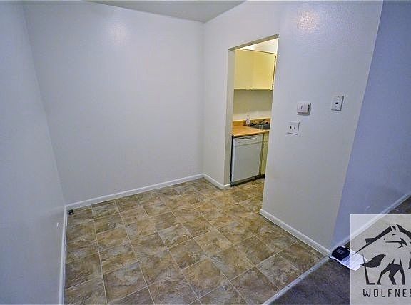 5th image of 4371 S Fairbourne Ave APT 12