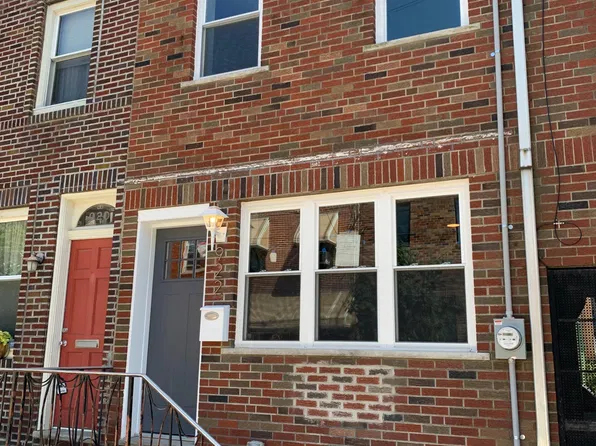 922 Cross St, Philadelphia, PA 19147
