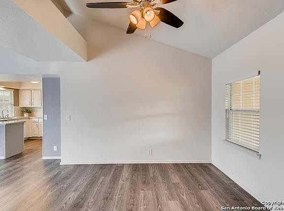 5th image of 2115 Cross Key Dr
