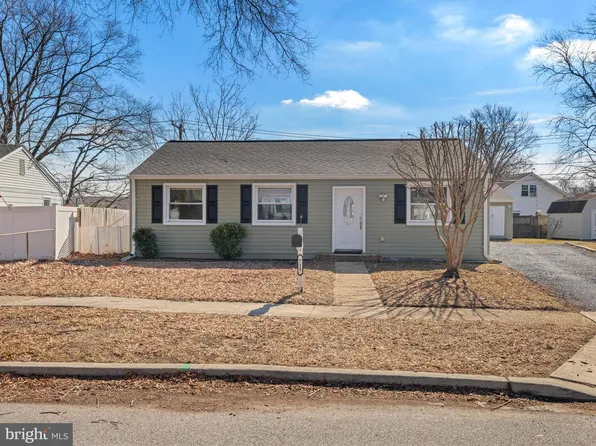 711 Berry Rd, Glen Burnie, MD 21061