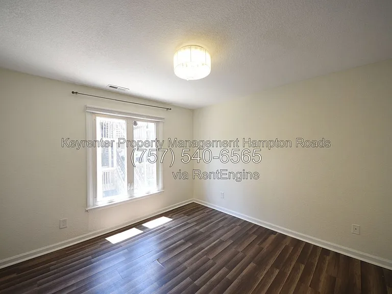 9716 7th Bay St #301 — Photo 12