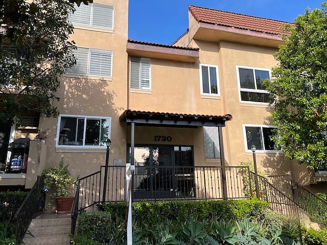 1st image of 1730 Camden Ave APT 206