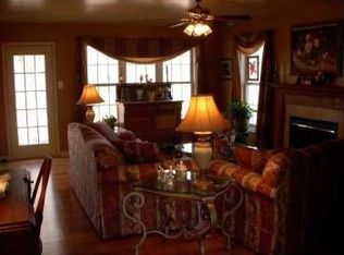 1970 Twin Oak Dr, Midland, VA 22728