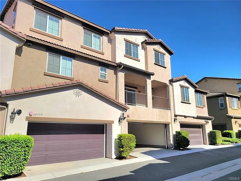 40955 Belleray Ave — Photo 2