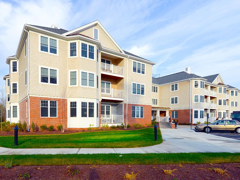 Edgewater At Queset Commons 11 Roosevelt Cir South Easton MA Zillow