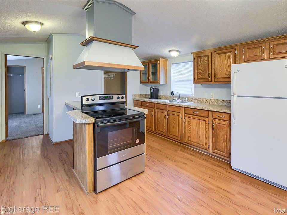 17101 Kropf Ave, photo 18