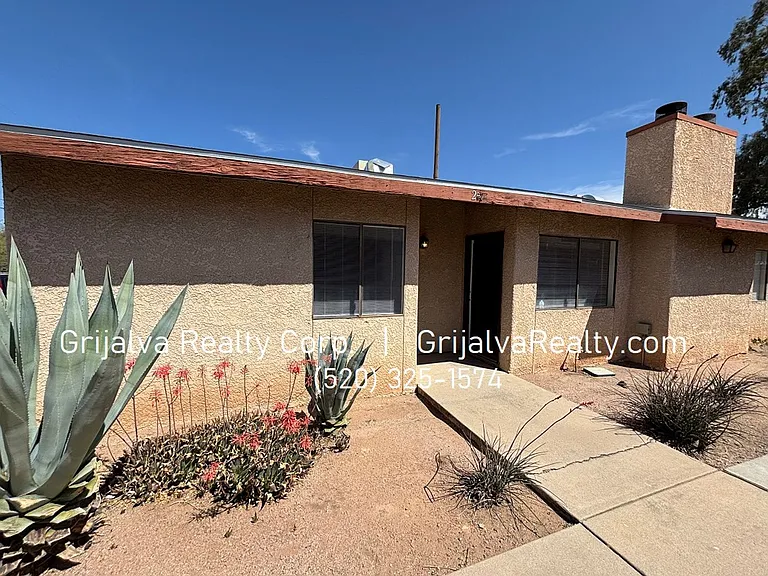 2620 Alturas — Photo 1