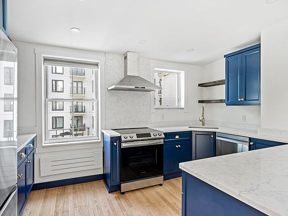 3rd image of 51 Duffield St Floor 3