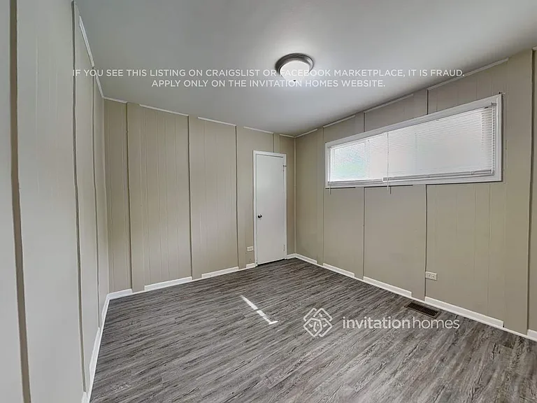 2602 Fremont St — Photo 13