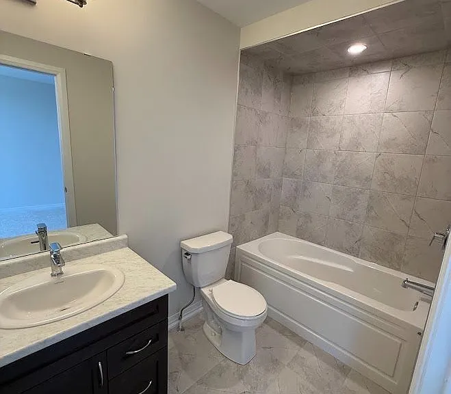 660 Colborne St W #155 — Photo 12