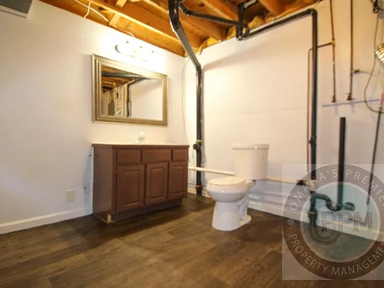8803 S 143rd St — Photo 15