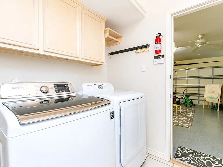 7005 Madiera Dr — Photo 25