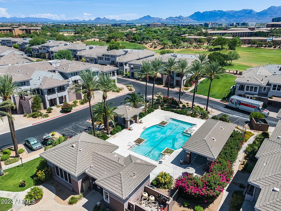 1st image of 15221 N CLUBGATE Drive #2098